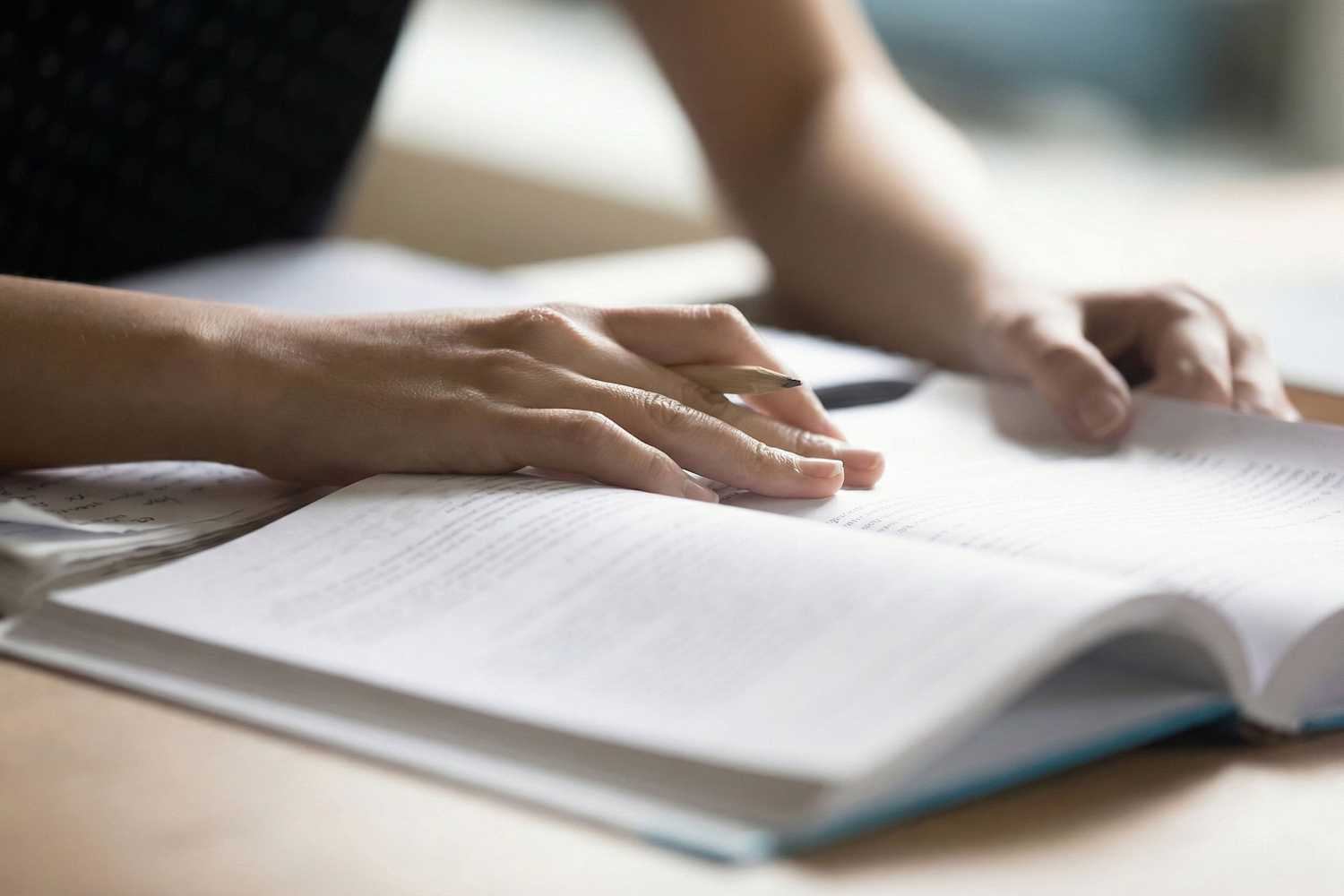 İngilizce C1 yazma becerileri – akademik ve profesyonel metin üretimi